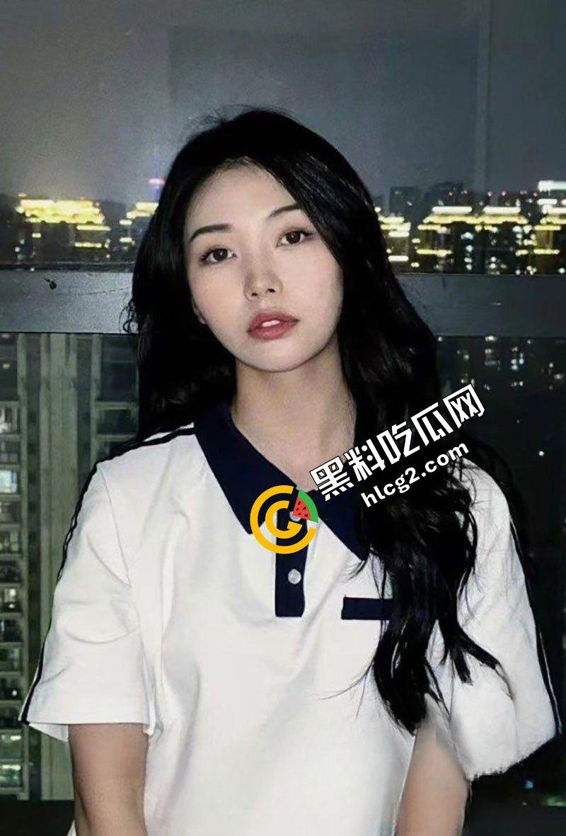 贵州纹身社会姐『陈心莲』裸贷三万分12期被流出！呻吟声销魂至极 自拍道具自慰抠逼 献给金主观赏-4